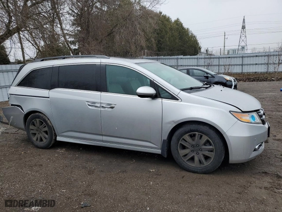 2015 Honda Odyssey Touring Elite with VIN 5FNRL5H98FB504479, listed as a Copart auction lot 48463355 with 62,442 mi miles and Salvage Title. Bid and sale history available at carsss.com. Image 4.
