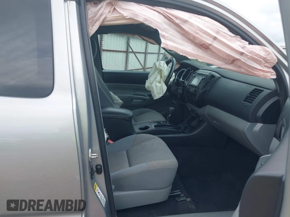2015 Toyota Tacoma with VIN 5TFTX4CN7FX052538, listed as a IAAI auction lot 42465330 with 81,530 mi miles and . Bid and sale history available at DreamBid. Image 5.