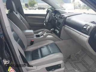 2006 Porsche Cayenne S with VIN WP1AB29P06LA69481, listed as a IAAI auction lot 41923916 with 122,682 mi miles. Bid and sale history available at carsss.com. Image 5.