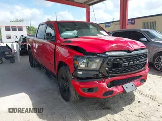 2022 Ram 1500 Big Horn z VIN 1C6RREFT1NN178299, wystawiony jako IAAI lot #42169487 z przebiegiem 37 889 mil mil oraz . Historia ofert i sprzedaży dostępna na DreamBid. Obrazek 1.