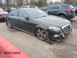 2016 Mercedes-Benz S 550 z VIN WDDUG8FB5GA239638, wystawiony jako IAAI lot #41945286 z przebiegiem 89 294 mil mil oraz . Historia ofert i sprzedaży dostępna na DreamBid. Obrazek 1.