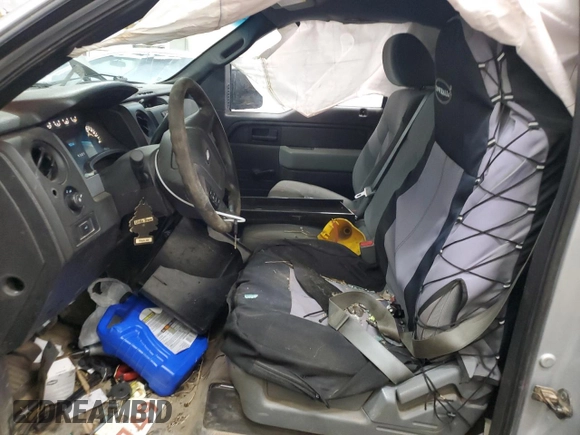 2013 Ford F-150 XL with VIN 1FTNF1EF1DKF15607, listed as a Copart auction lot 82868284 with 206,015 mi miles and Salvage title. Bid and sale history available at DreamBid. Image 7.