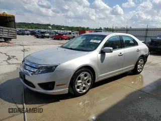 2010 Ford Fusion SE z VIN 3FAHP0HA6AR221055, wystawiony jako Copart lot #58811305 z przebiegiem 198 348 mil mil oraz Szkoda całkowita • Salvage title. Historia ofert i sprzedaży dostępna na DreamBid. Obrazek 1.