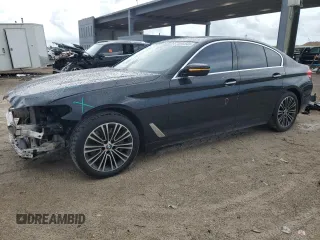 2018 BMW 5 Series 530i z VIN WBAJA5C53JG899965, wystawiony jako Copart lot #59794545 z przebiegiem 85 622 mil mil oraz Szkoda całkowita • Salvage title. Historia ofert i sprzedaży dostępna na DreamBid. Obrazek 1.