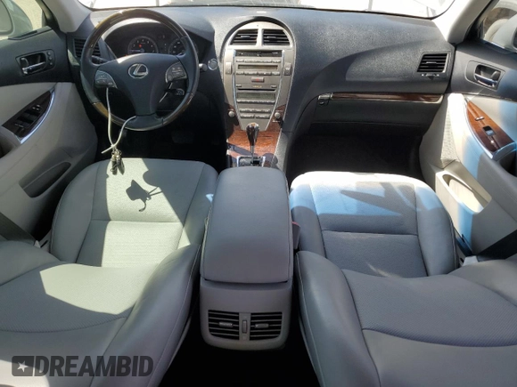 2010 Lexus ES 330 with VIN JTHBK1EG3A2414554, listed as a Copart auction lot 49527055 with 136,859 mi miles and Clean Title. Bid and sale history available at DreamBid. Image 8.