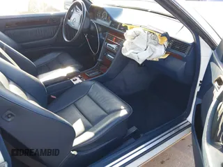 1995 Mercedes-Benz E Class with VIN WDBEA66E9SC258865, listed as a IAAI auction lot 41825726 with 101,866 mi miles. Bid and sale history available at carsss.com. Image 5.