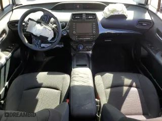 2021 Toyota Prius L Eco with VIN JTDKAMFU7M3136038, listed as a Copart auction lot 48774605 with 0 mi miles and Salvage Title. Bid and sale history available at carsss.com. Image 8.