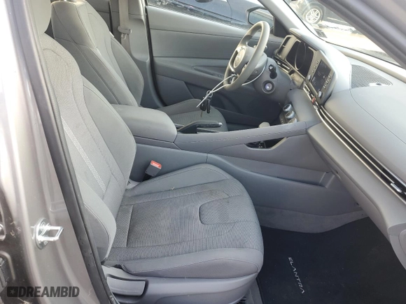 2023 Hyundai Elantra SE with VIN KMHLL4AG9PU479525, listed as a Copart auction lot 43404665 with 21,502 mi miles and Salvage Title. Bid and sale history available at carsss.com. Image 7.