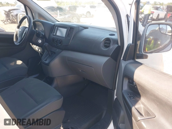 2020 Nissan NV200 SV с VIN 3N6CM0KN9LK710972, выставлен на аукционе IAAI как лот 41847612 с пробегом 128 200 миль миль и . История ставок и продаж доступна на DreamBid. Изображение 5.