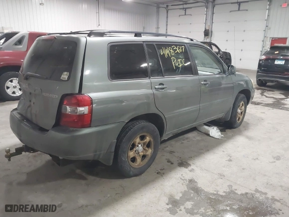 2005 Toyota Highlander with VIN JTEHD21A650033792, listed as a IAAI auction lot 41483617 with 246,068 mi miles. Bid and sale history available at carsss.com. Image 4.