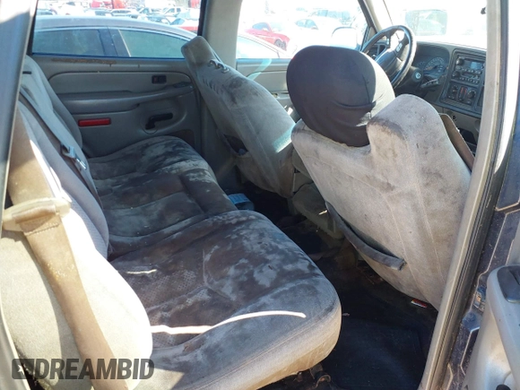 2005 Chevrolet Tahoe Z71 z VIN 1GNEC13T05R265519, wystawiony jako IAAI lot #41680914 z przebiegiem 340 054 mil mil oraz . Historia ofert i sprzedaży dostępna na DreamBid. Obrazek 8.