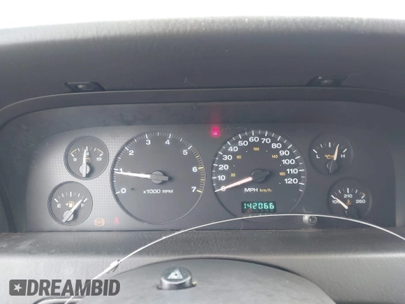 2002 Jeep Grand Cherokee with VIN 1J4GW38N62C190851, listed as a IAAI auction lot 42519384 with 142,066 mi miles and . Bid and sale history available at DreamBid. Image 7.