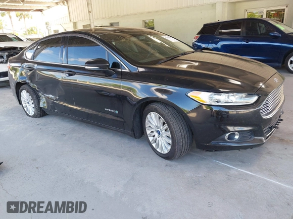 2015 Ford Fusion SE Hybrid with VIN 3FA6P0LU5FR102185, listed as a IAAI auction lot 42453553 with 172,230 mi miles and . Bid and sale history available at DreamBid. Image 1.