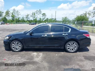 2011 Honda Accord EX-L с VIN 1HGCP3F88BA032555, выставлен на аукционе IAAI как лот 42556674 с пробегом 201 065 миль миль и . История ставок и продаж доступна на DreamBid. Изображение 15.