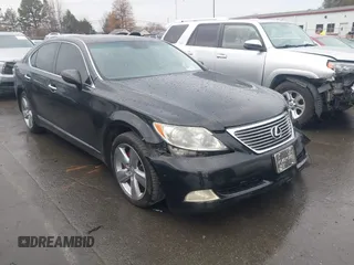 2007 Lexus LS 460 with VIN JTHBL46F675019182, listed as a IAAI auction lot 41024763 with 244,278 mi miles. Bid and sale history available at carsss.com. Image 1.