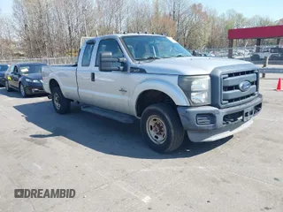 2013 Ford F-250 XL with VIN 1FT7X2BT9DEA15280, listed as a IAAI auction lot 41877278 with 239,362 mi miles and . Bid and sale history available at DreamBid. Image 1.
