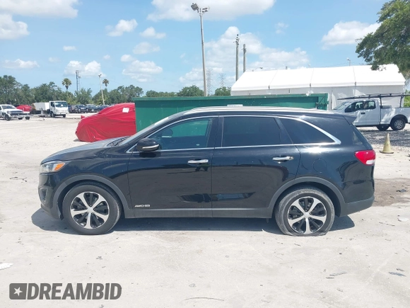 2017 Kia Sorento LX z VIN 5XYPGDA51HG330957, wystawiony jako IAAI lot #42189378 z przebiegiem 139 835 mil mil oraz . Historia ofert i sprzedaży dostępna na DreamBid. Obrazek 14.