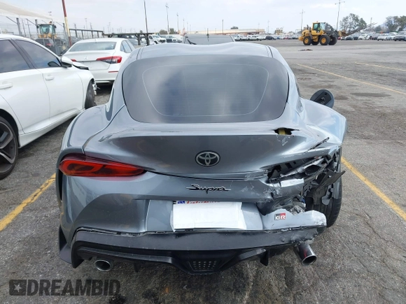 2021 Toyota Supra 2.0 with VIN WZ1DB2C07MW039661, listed as a IAAI auction lot 41331765 with Not provided miles and . Bid and sale history available at DreamBid. Image 17.