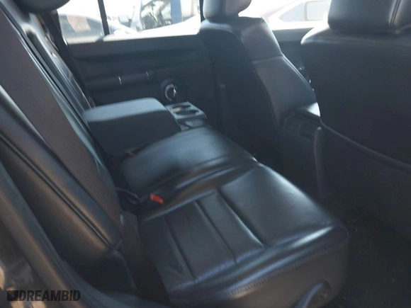 2010 Jeep Commander Sport with VIN 1J4RG4GK6AC158645, listed as a IAAI auction lot 41574053 with 145,238 mi miles. Bid and sale history available at carsss.com. Image 8.