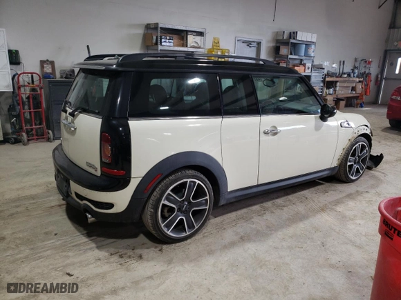 2009 MINI Cooper Clubman S with VIN WMWMM33509TP73462, listed as a Copart auction lot 43315105 with 165,863 mi miles and Salvage Title. Bid and sale history available at carsss.com. Image 3.