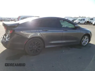 2015 Chrysler 200 S z VIN 1C3CCCBB1FN674775, wystawiony jako Copart lot #54410395 z przebiegiem 160 154 mil mil oraz Szkoda całkowita • Salvage title. Historia ofert i sprzedaży dostępna na DreamBid. Obrazek 3.