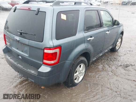 2011 Ford Escape XLT with VIN 1FMCU0D70BKA25265, listed as a IAAI auction lot 41539864 with 1 mi miles. Bid and sale history available at carsss.com. Image 4.