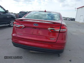 2020 Ford Fusion Hybrid Titanium with VIN 3FA6P0RU7LR156915, listed as a IAAI auction lot 40738652 with 82,836 mi miles. Bid and sale history available at carsss.com. Image 17.
