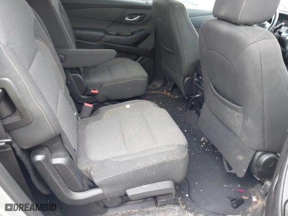 2019 Chevrolet Traverse LT Cloth with VIN 1GNERGKW2KJ291739, listed as a IAAI auction lot 41606802 with 114,608 mi miles. Bid and sale history available at carsss.com. Image 8.