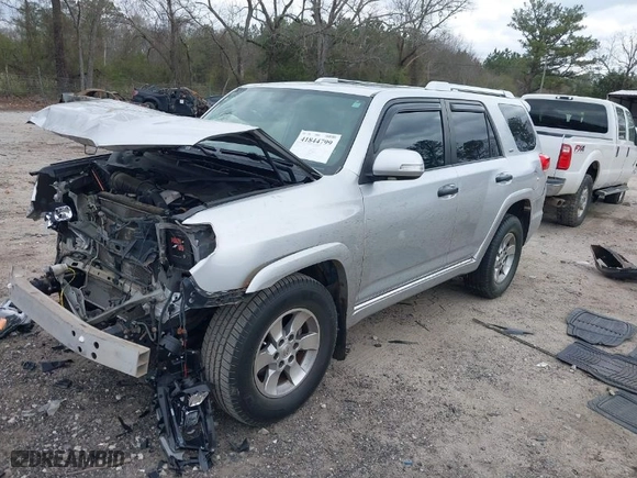 2011 Toyota 4Runner SR5 with VIN JTEZU5JR9B5021016, listed as a IAAI auction lot 41844799 with 155,361 mi miles. Bid and sale history available at carsss.com. Image 2.