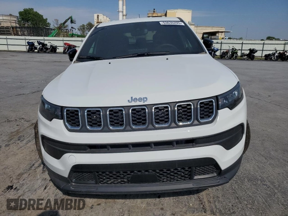2025 Jeep Compass Sport with VIN 3C4NJDAN0ST534688, listed as a Copart auction lot 53636205 with 528 mi miles and Salvage title. Bid and sale history available at DreamBid. Image 5.