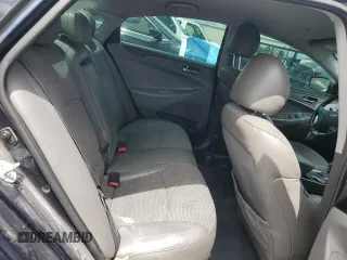 2012 Hyundai Sonata SE z VIN 5NPEC4AC5CH452515, wystawiony jako Copart lot #60095885 z przebiegiem 269 241 mil mil oraz Szkoda całkowita • Salvage title. Historia ofert i sprzedaży dostępna na DreamBid. Obrazek 10.