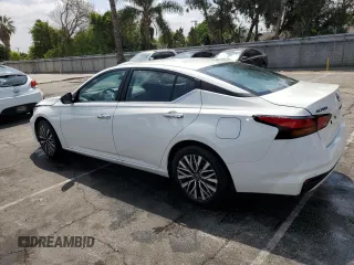 2025 Nissan Altima SV with VIN 1N4BL4DV8SN374929, listed as a Copart auction lot 54321715 with 3,562 mi miles and Salvage Title. Bid and sale history available at DreamBid. Image 2.