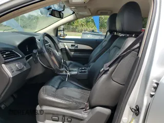 2013 Lincoln MKX z VIN 2LMDJ6JK6DBL31025, wystawiony jako Copart lot #58806655 z przebiegiem 139 959 mil mil oraz Tytuł czysty. Historia ofert i sprzedaży dostępna na DreamBid. Obrazek 7.
