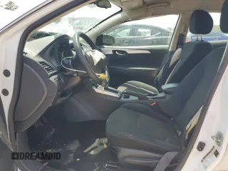2019 Nissan Sentra S z VIN 3N1AB7AP9KY329164, wystawiony jako Copart lot #59691725 z przebiegiem 158 068 mil mil oraz Szkoda całkowita • Salvage title. Historia ofert i sprzedaży dostępna na DreamBid. Obrazek 7.