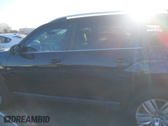 2019 Volkswagen Atlas SEL with VIN 1V2ER2CAXKC547918, listed as a IAAI auction lot 41278157 with 48,175 mi miles and . Bid and sale history available at DreamBid. Image 15.