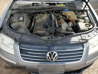 2004 Volkswagen Passat GL z VIN WVWMD63B14E114877, wystawiony jako Copart lot #45497355 z przebiegiem 161 554 mil mil oraz Szkoda całkowita • Salvage title. Historia ofert i sprzedaży dostępna na DreamBid. Obrazek 11.