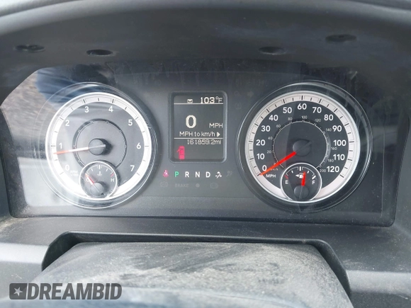 2019 Ram 1500 Tradesman z VIN 3C6JR6DT4KG561518, wystawiony jako IAAI lot #42726625 z przebiegiem 161 859 mil mil oraz . Historia ofert i sprzedaży dostępna na DreamBid. Obrazek 7.