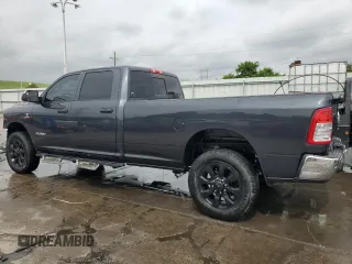 2020 Ram 2500 Tradesman z VIN 3C6UR5HL6LG206160, wystawiony jako Copart lot #58963485 z przebiegiem 111 722 mil mil oraz Szkoda całkowita • Salvage title. Historia ofert i sprzedaży dostępna na DreamBid. Obrazek 2.