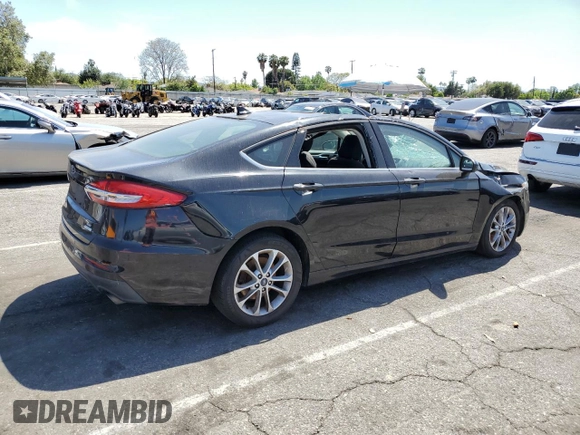 2020 Ford Fusion SE with VIN 3FA6P0HDXLR150768, listed as a Copart auction lot 57085365 with 141,855 mi miles and Salvage title. Bid and sale history available at DreamBid. Image 3.