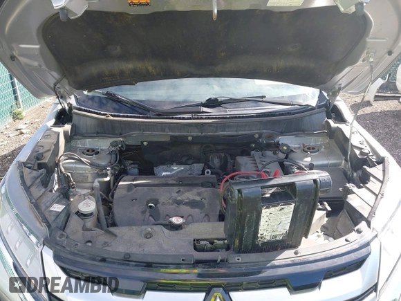 2021 Mitsubishi Outlander ES z VIN JA4ARUAU7MU017700, wystawiony jako IAAI lot #42320238 z przebiegiem 120 999 mil mil oraz . Historia ofert i sprzedaży dostępna na DreamBid. Obrazek 10.