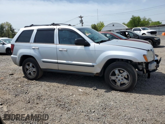 2007 Jeep Grand Cherokee Laredo z VIN 1J8GR48K77C658109, wystawiony jako Copart lot #54685615 z przebiegiem 183 692 mil mil oraz Szkoda całkowita • Salvage title. Historia ofert i sprzedaży dostępna na DreamBid. Obrazek 4.