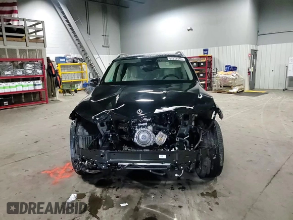 2025 Mercedes-Benz GLE 450 with VIN 4JGFB5KBXSB385683, listed as a Copart auction lot 53837845 with 1,377 mi miles and Salvage title. Bid and sale history available at DreamBid. Image 15.
