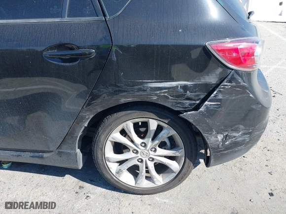 2010 Mazda Mazda3 s Sport with VIN JM1BL1H65A1296255, listed as a IAAI auction lot 42018973 with 143,903 mi miles. Bid and sale history available at carsss.com. Image 6.