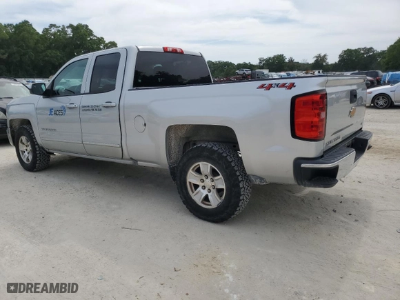 2018 Chevrolet Silverado 1500 LT with VIN 1GCVKREC4JZ158314, listed as a Copart auction lot 53850255 with 197,399 mi miles and Clean Title. Bid and sale history available at carsss.com. Image 2.