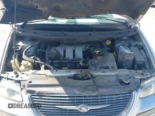 1999 Chrysler Town & Country LXi with VIN 1C4GP54L9XB872347, listed as a IAAI auction lot 41611666 with 224,817 mi miles. Bid and sale history available at carsss.com. Image 10.
