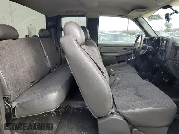 2006 Chevrolet Silverado 1500 Work Truck with VIN 1GCEC19X06Z285743, listed as a Copart auction lot 85202824 with 189,657 mi miles and Salvage Title. Bid and sale history available at carsss.com. Image 10.
