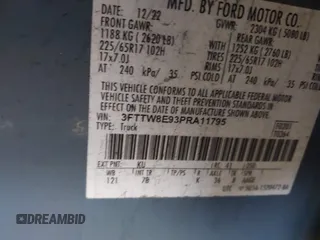 2023 Ford Maverick XL z VIN 3FTTW8E93PRA11795, wystawiony jako IAAI lot #41435738 z przebiegiem 79 683 mil mil oraz . Historia ofert i sprzedaży dostępna na DreamBid. Obrazek 9.