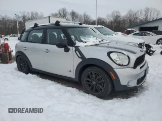 2013 MINI Countryman S ALL4 z VIN WMWZC5C58DWM15375, wystawiony jako Copart lot #44399835 z przebiegiem 121 785 mil mil oraz Tytuł czysty. Historia ofert i sprzedaży dostępna na DreamBid. Obrazek 4.