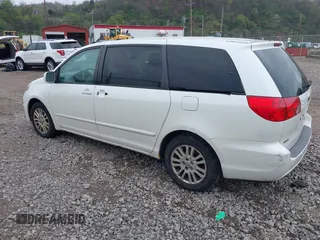 2009 Toyota Sienna XLE with VIN 5TDZK22C39S269799, listed as a IAAI auction lot 42092532 with 339,646 mi miles. Bid and sale history available at carsss.com. Image 3.