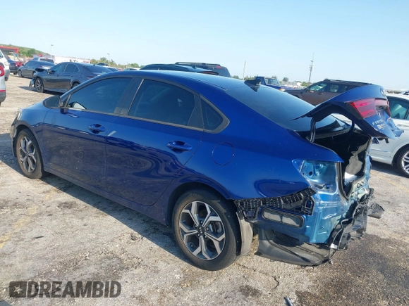 2021 Kia Forte LXS z VIN 3KPF24AD4ME406468, wystawiony jako IAAI lot #41977991 z przebiegiem 42 367 mil mil oraz . Historia ofert i sprzedaży dostępna na DreamBid. Obrazek 3.
